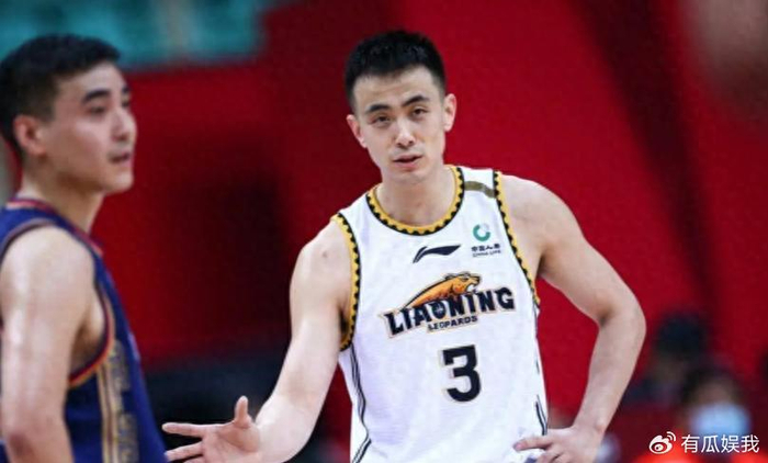 狂轰44分13板9助！辽篮双星终于硬气一回：给他俩顶薪还真值了？|辽宁队|赵继伟|付豪|福建队|韩德君_新浪体育_新浪新闻